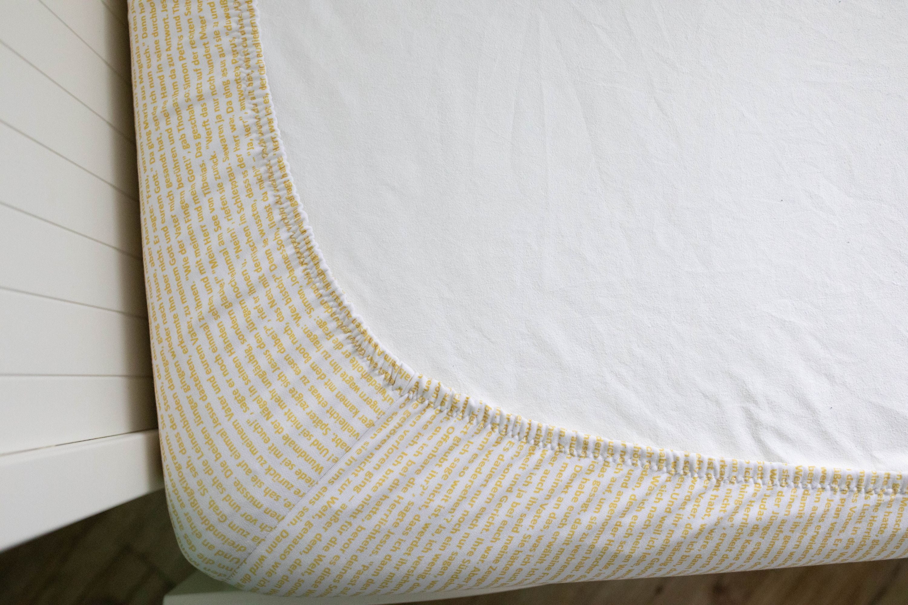 Spannbettlaken mit Johannesevangelium Gold 90x200cm